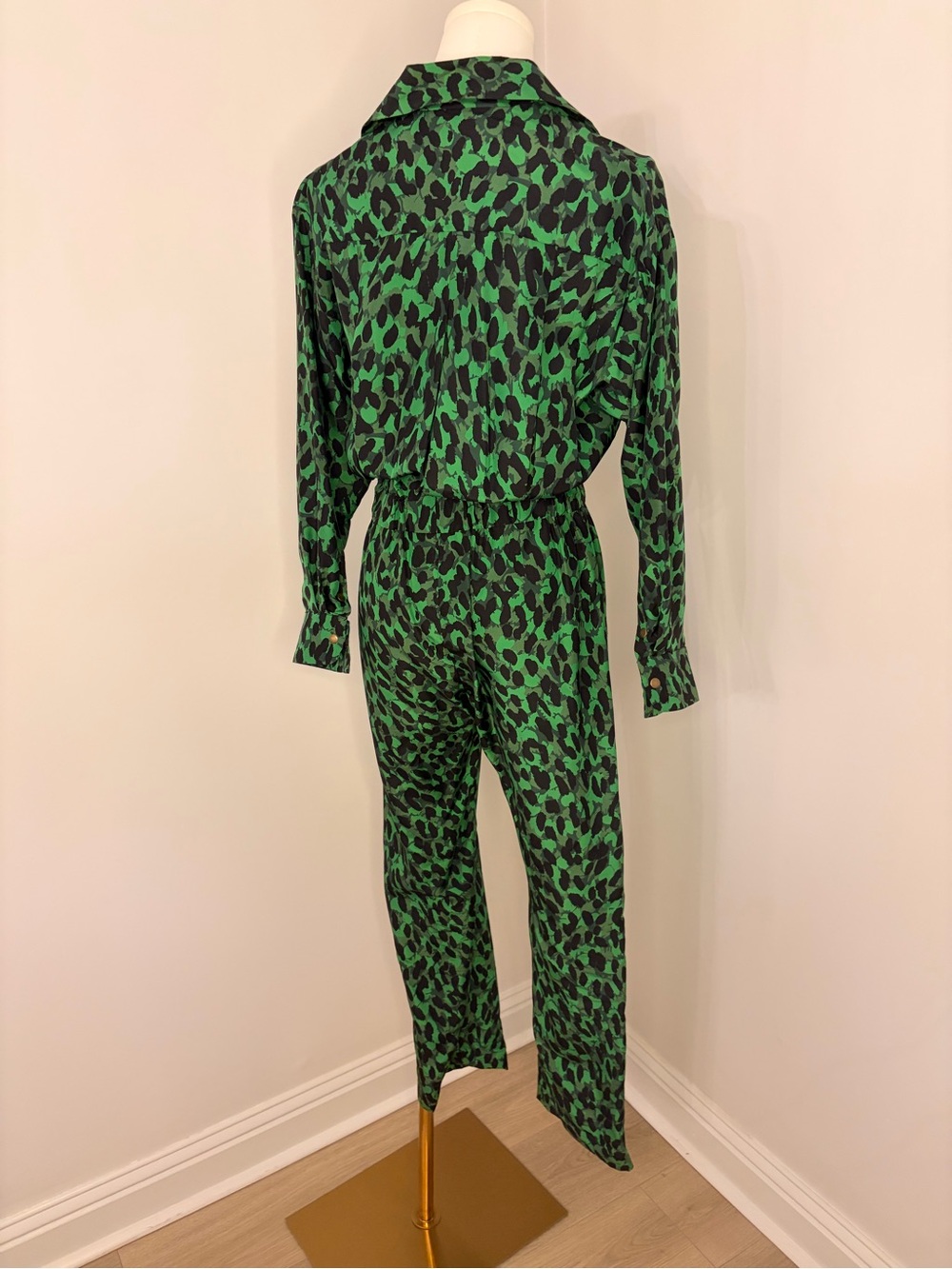 Julie Harrah Silk Longsleeve Flightsuit In Emerald Green Size XS/S - Picture 7 of 16